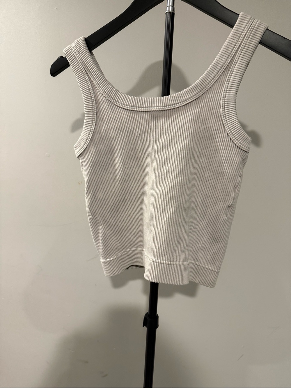 Zenana Outfitters Beige Ribbed Scoop Tank - Picture 3 of 3